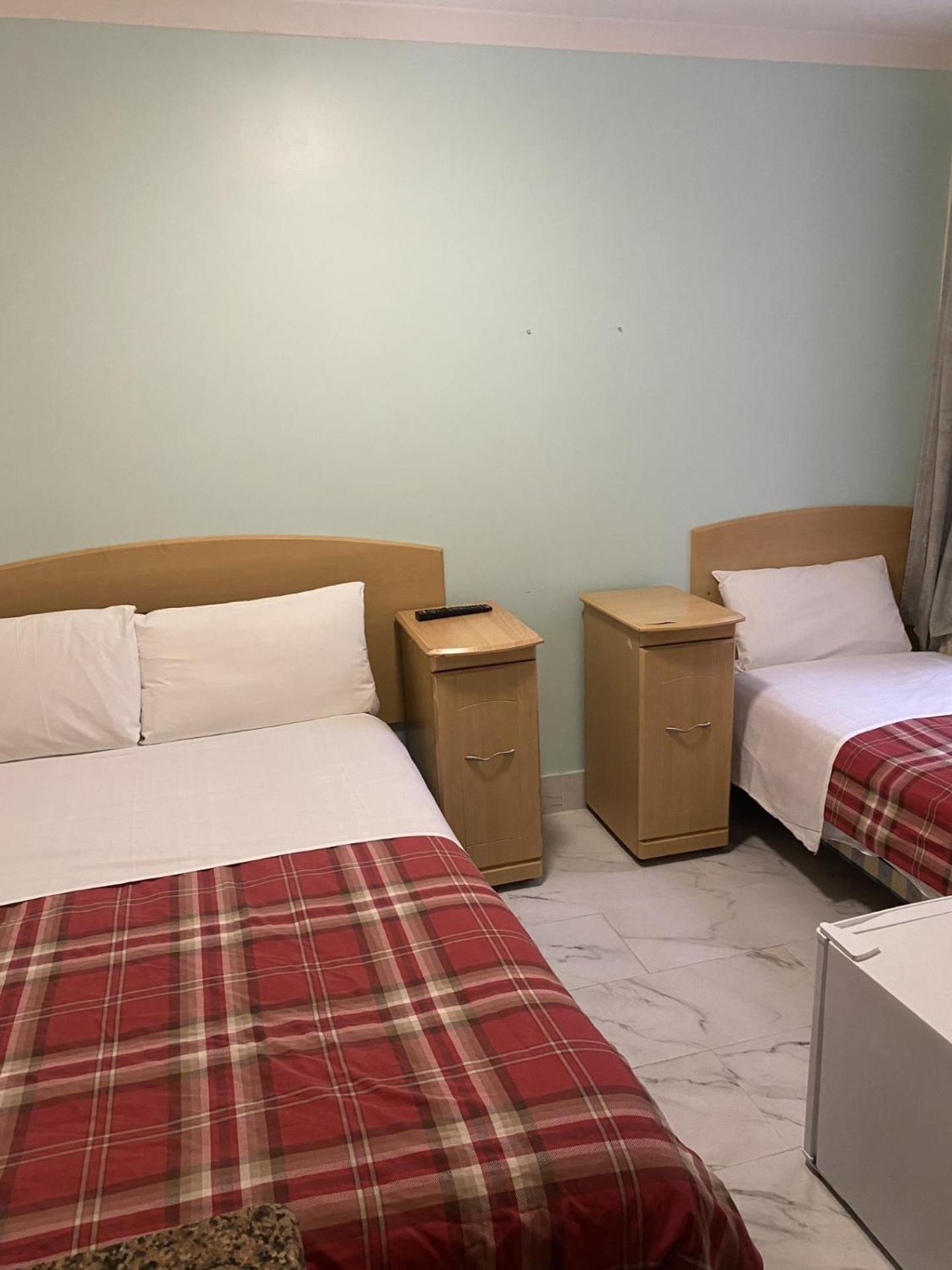 European Hotel Лондон Екстериор снимка