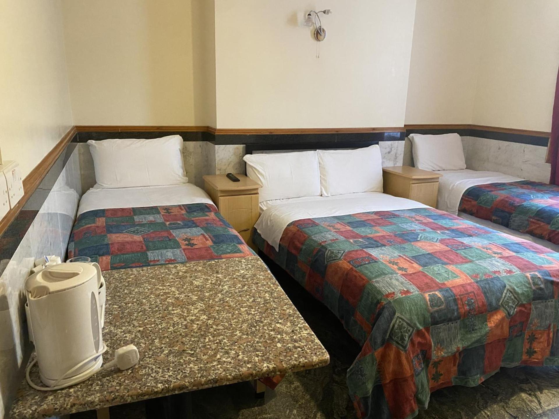 European Hotel Лондон Екстериор снимка
