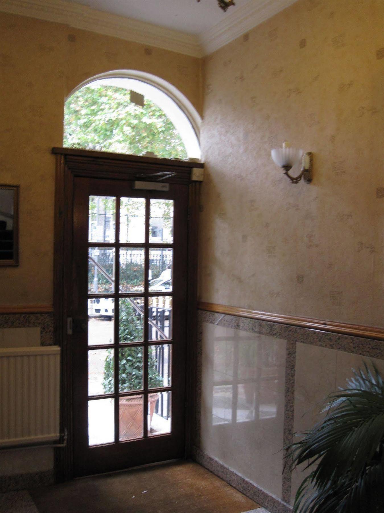 European Hotel Лондон Екстериор снимка
