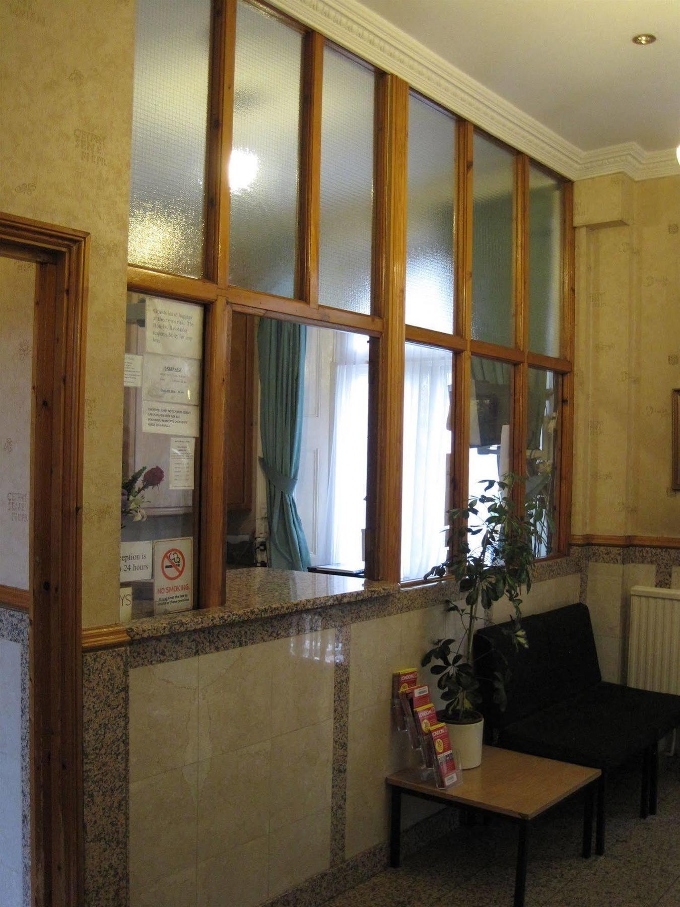 European Hotel Лондон Екстериор снимка