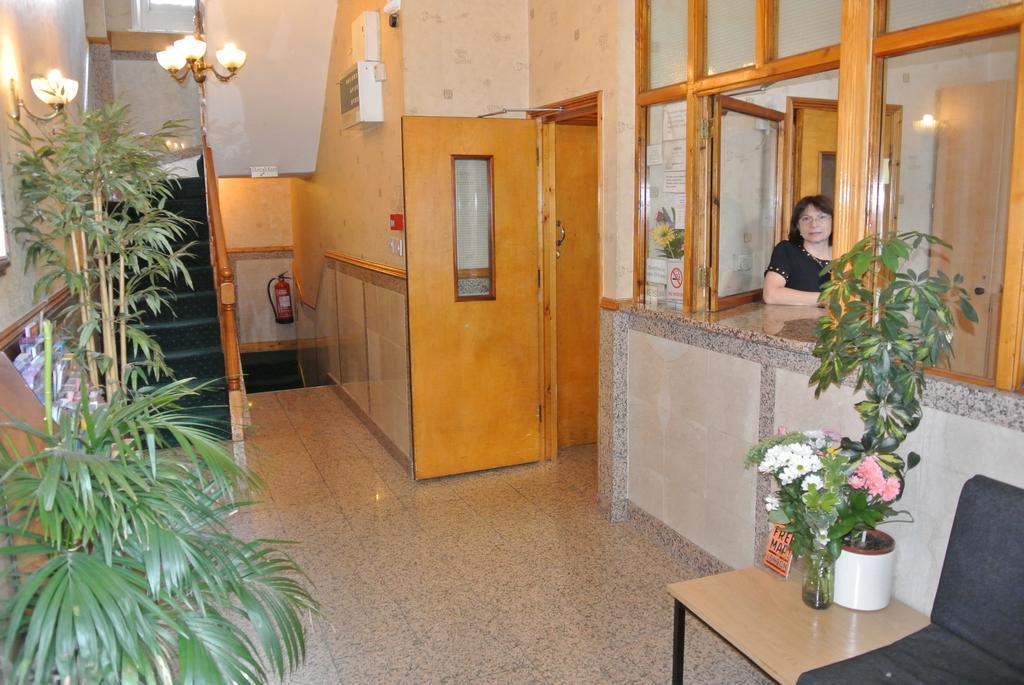 European Hotel Лондон Екстериор снимка